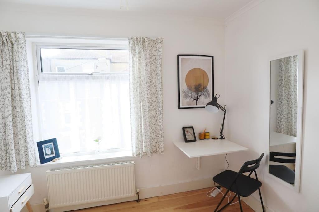 Cute Cottage 4 Mins From Cafes Station And Sea St Leonards-on-Sea Buitenkant foto